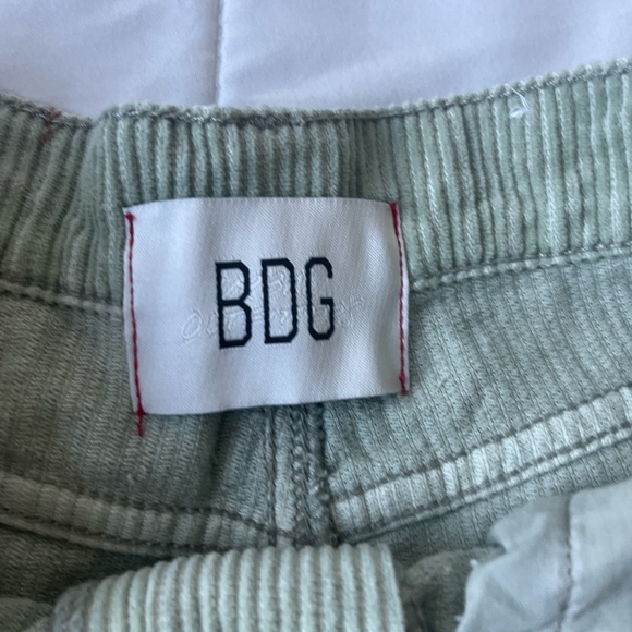 urban outfitters sage green corduroy pants - Picture 3 of 4